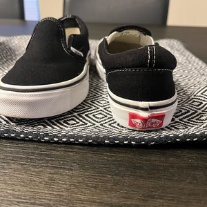 Vans classic slip on black and white size 1.0 big boys